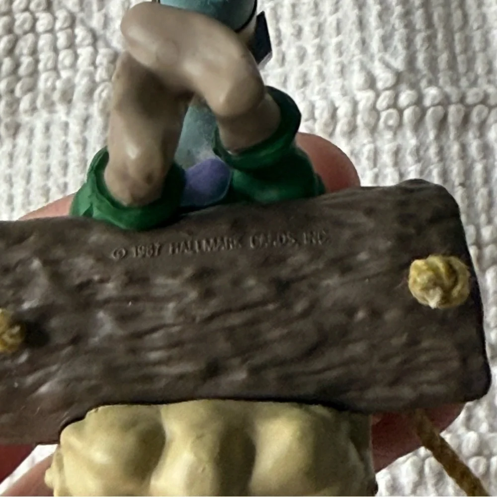 Vintage 1987 Hallmark Keepsake Gnome on Swing Light‎ String Christmas Ornament